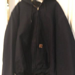 Men’s Carhartt jacket.